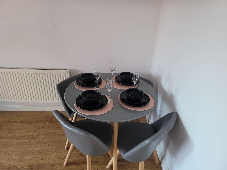 2 Bedroom End Of Terrace House Wellington  Ngoại thất bức ảnh