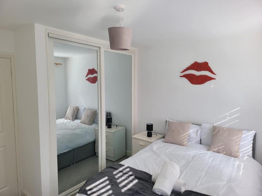 2 Bedroom End Of Terrace House Wellington  Ngoại thất bức ảnh