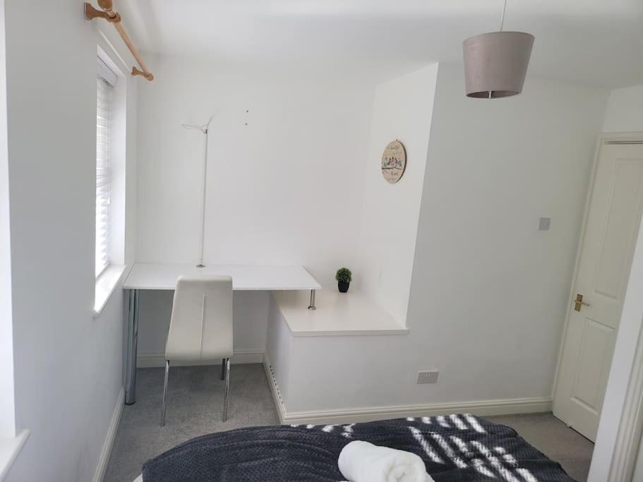 2 Bedroom End Of Terrace House Wellington  Ngoại thất bức ảnh